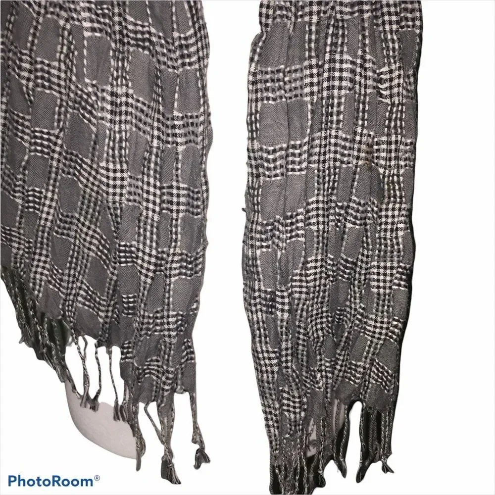 Black White Gingham Checked Fringed Scarf Classic Light